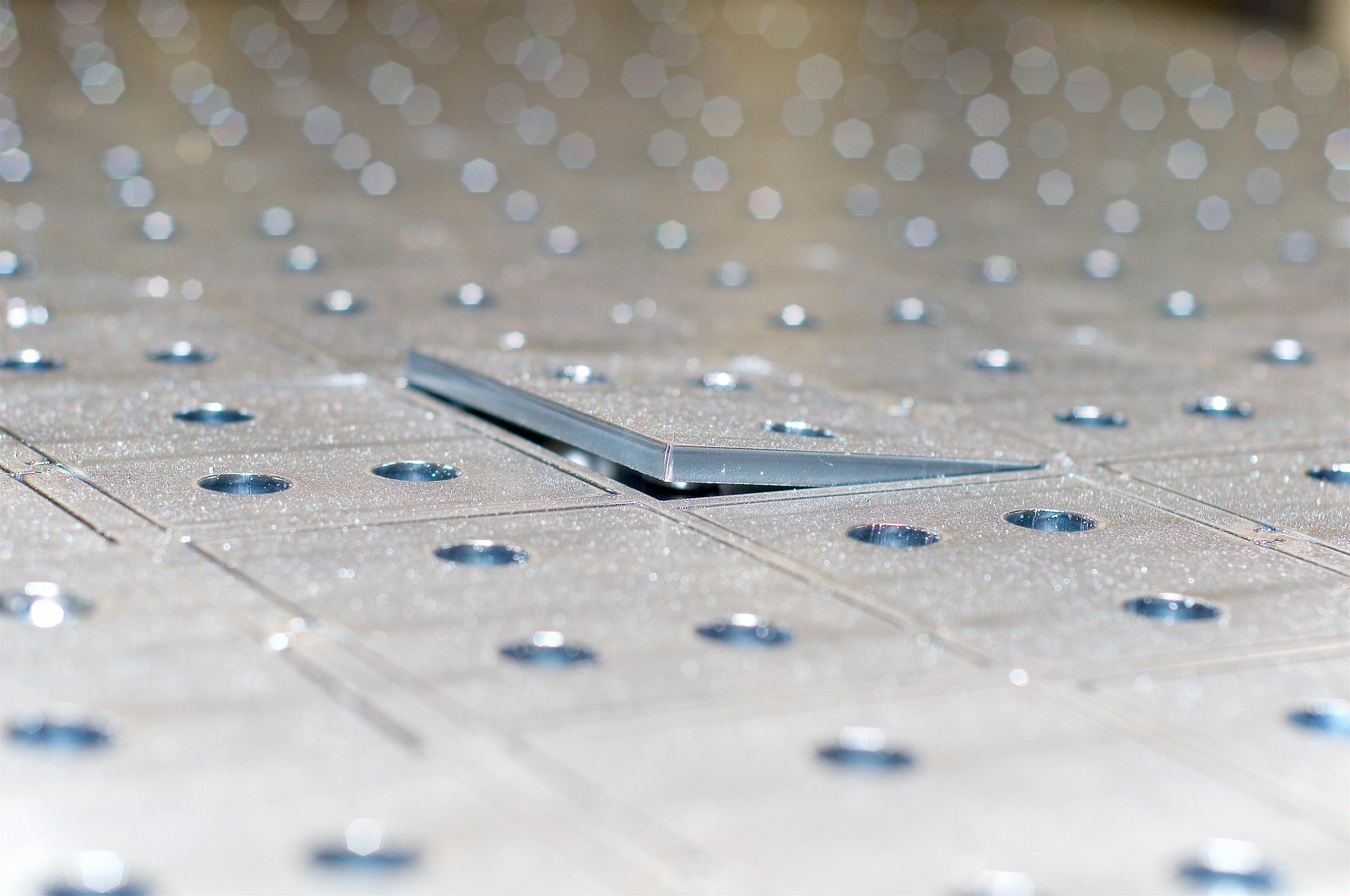 Präzisions-Schleifmaschine der Mess GmbH